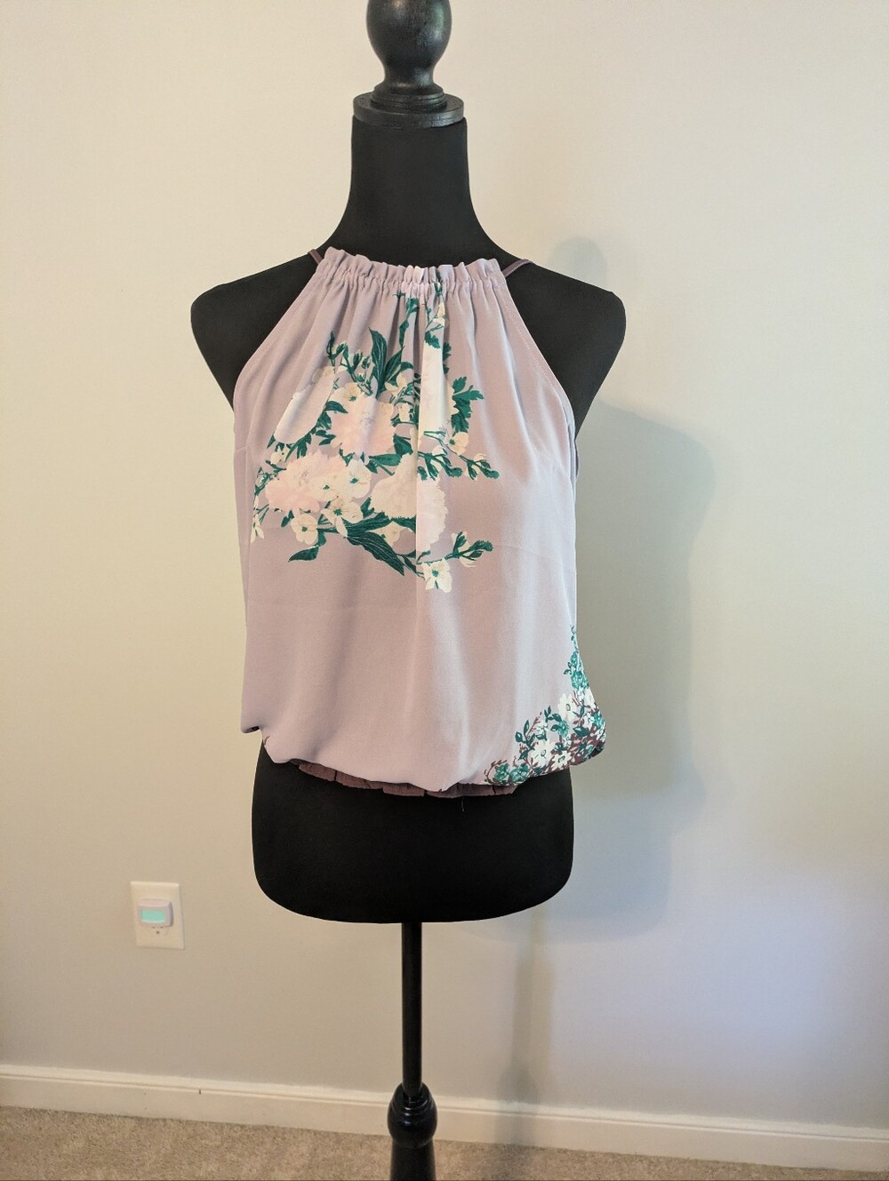 New York & Company Soho Floral Halter Top Size S Silky Tie Back Smocked Bottom